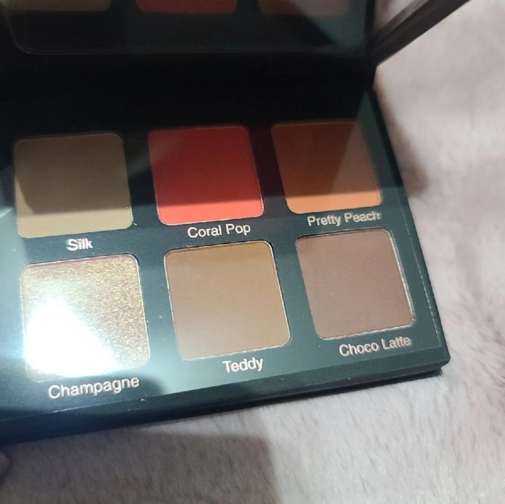 Violet Voss Mini Palette  (NEW)
